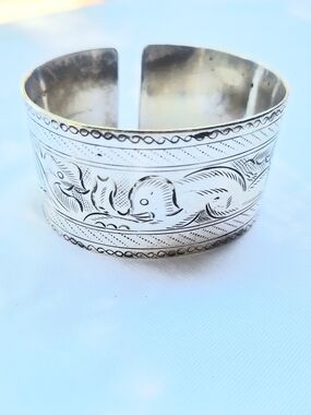Vintage Engraved Silver-Tone Wide Cuff Bracelet - Elephant Motif